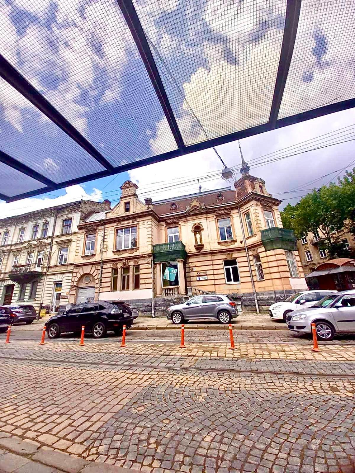 Dimitris Apartment Lviv Bagian luar foto
